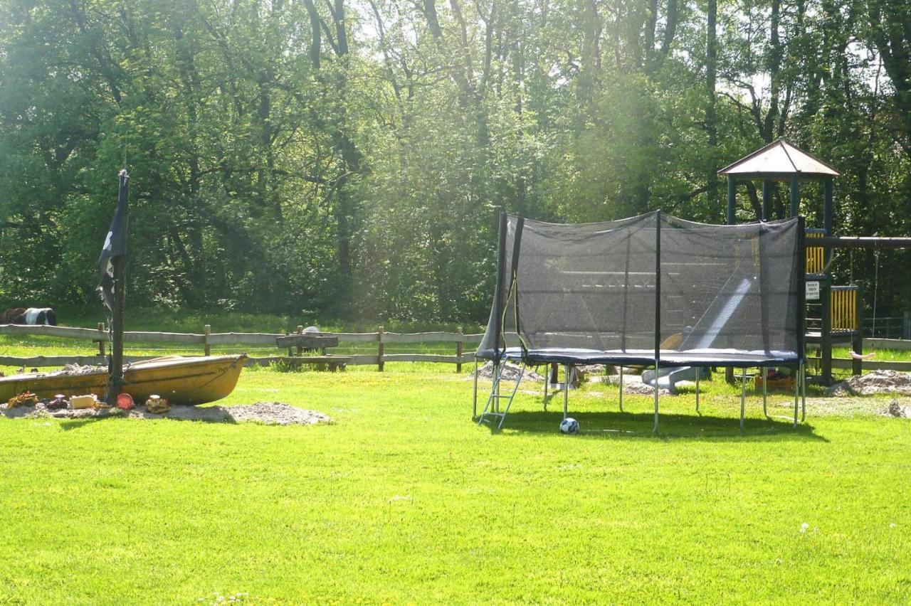 Apartment Landhaus Markus, Suederschwei Stadland Екстериор снимка